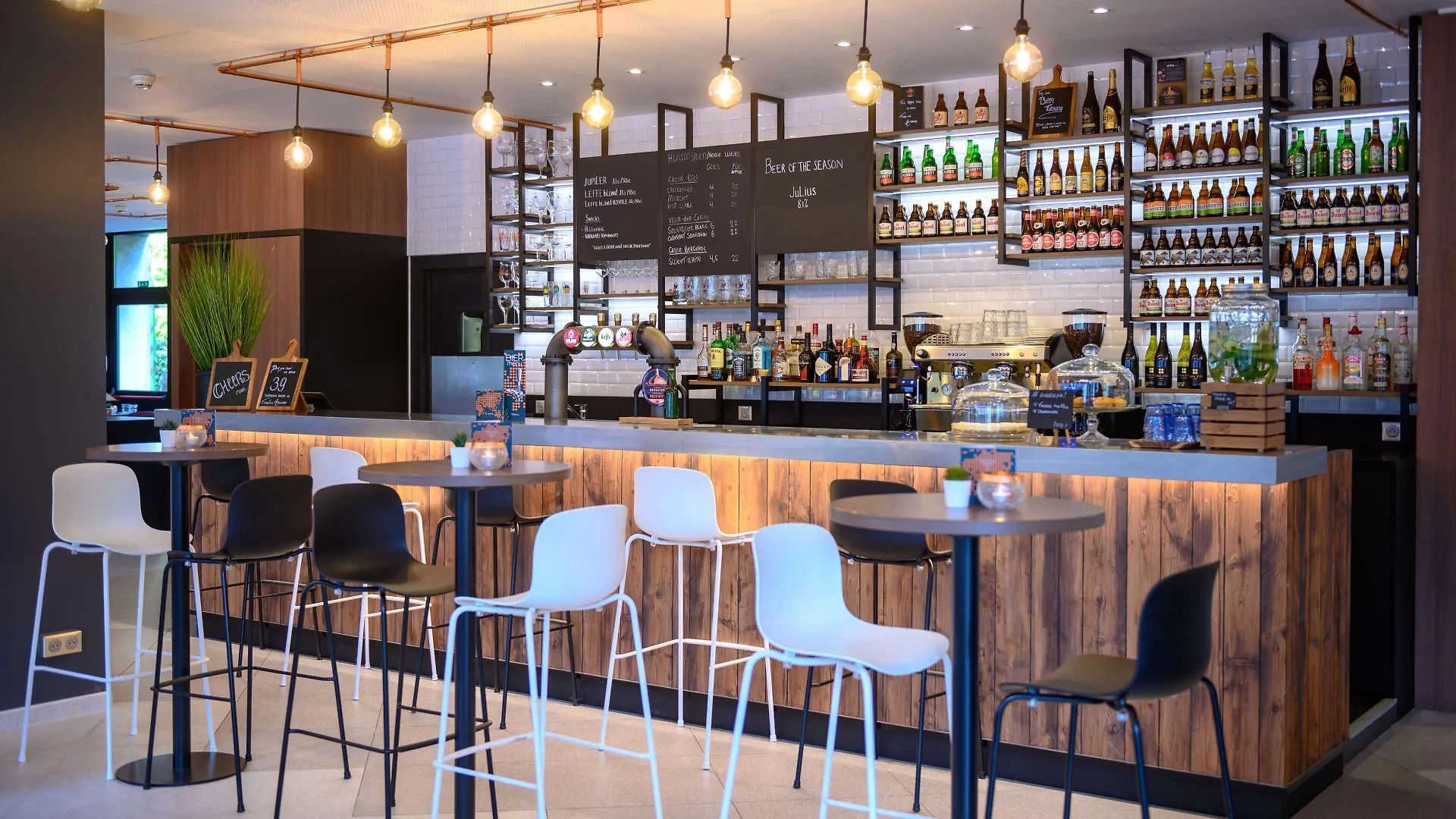14 Hotels bij M HKA Antwerpen met Luchthavennabijheid