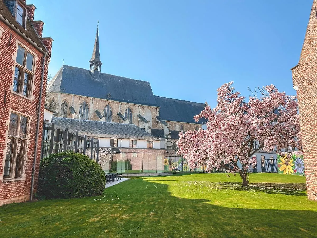 15 Uitzonderlijke Design Hotels in Vlaanderen die Indruk Maken